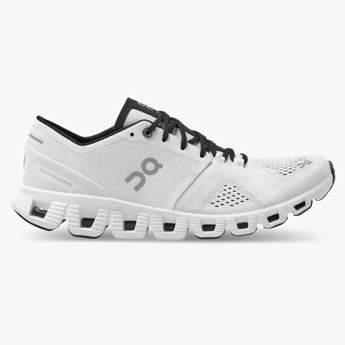 White Women's On Running Cloud X Road Running Shoes | QOW6870SB